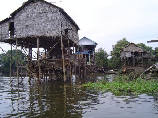 Approaching Kompong Phluk