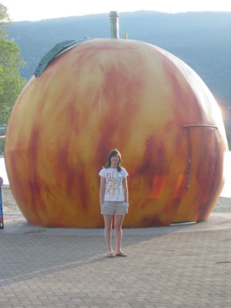 Giant Peach in Penticton