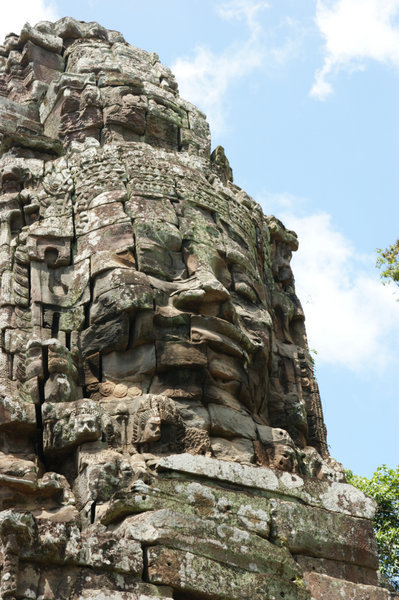 close up of gate face at ta phrom