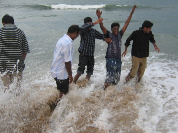 Vamsi thrilled by the waves