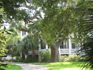 Plantation home used in THE BIG CHILL