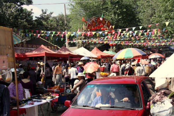 Dali festival market