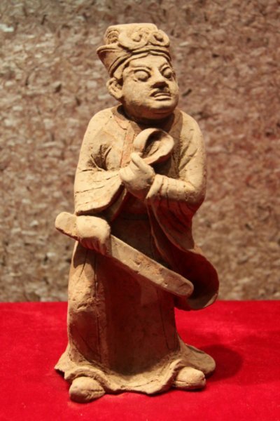 Very old clay puppet of the Yi people