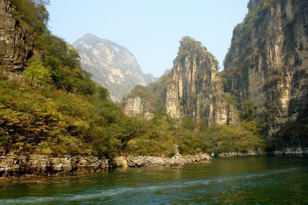 Longqing Gorge and Tanzhe Si Temple