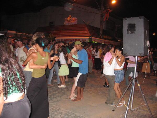 Dancing on the streets in Abraáo