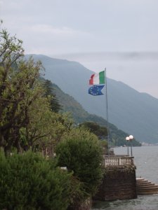 Italian flag in bellagio