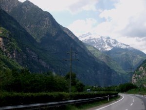 driving through the swiss alps 2