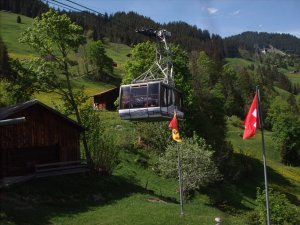 another gondola in gimmelwald