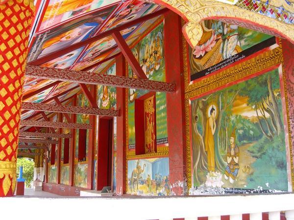 Monastery above Huay Xai