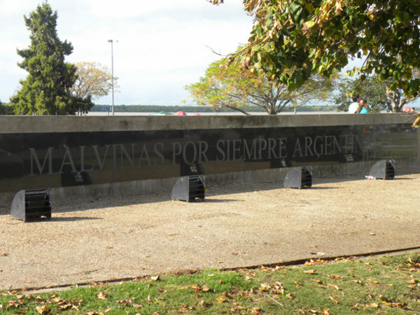 Plaza fluvial