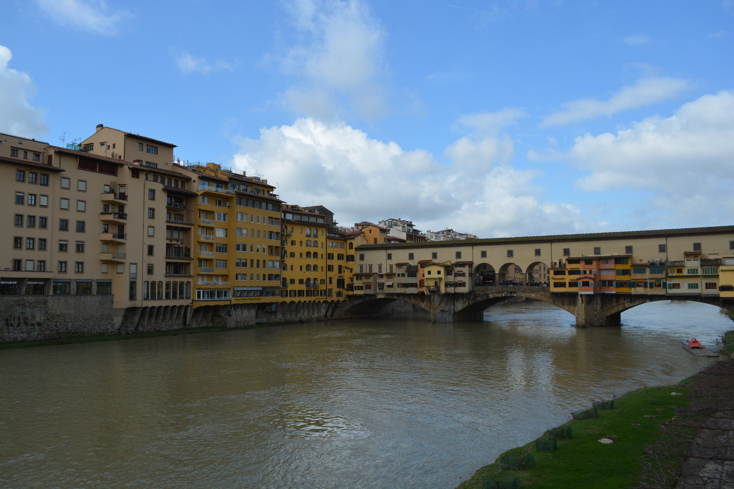 View down the Arno | Photo