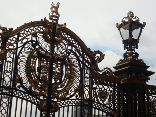 Canadian gate beside Buckingham Palace