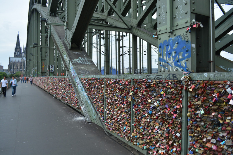 Lock bridge - now that is what I'm talking about