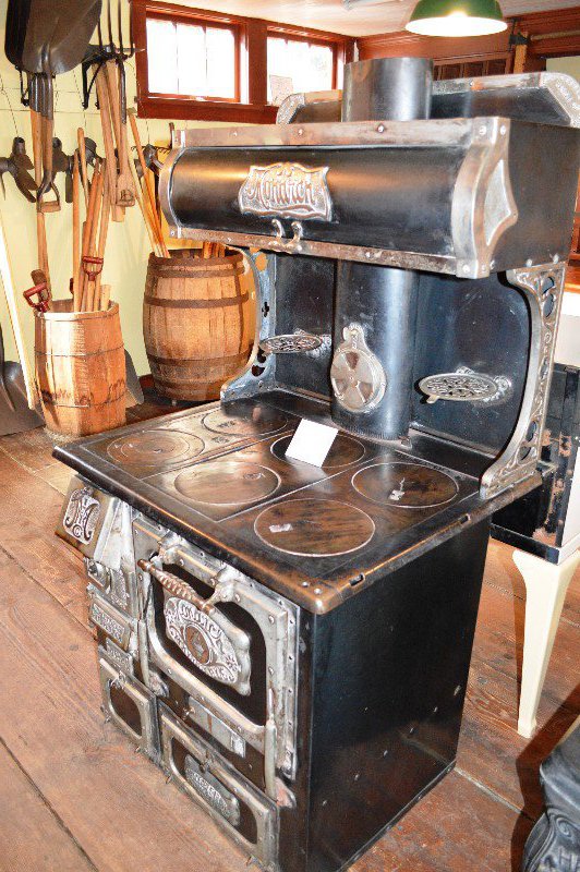 antique gas stove