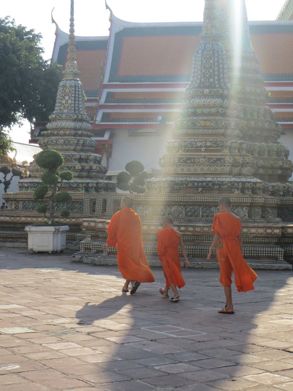 Monks at Wat Pho