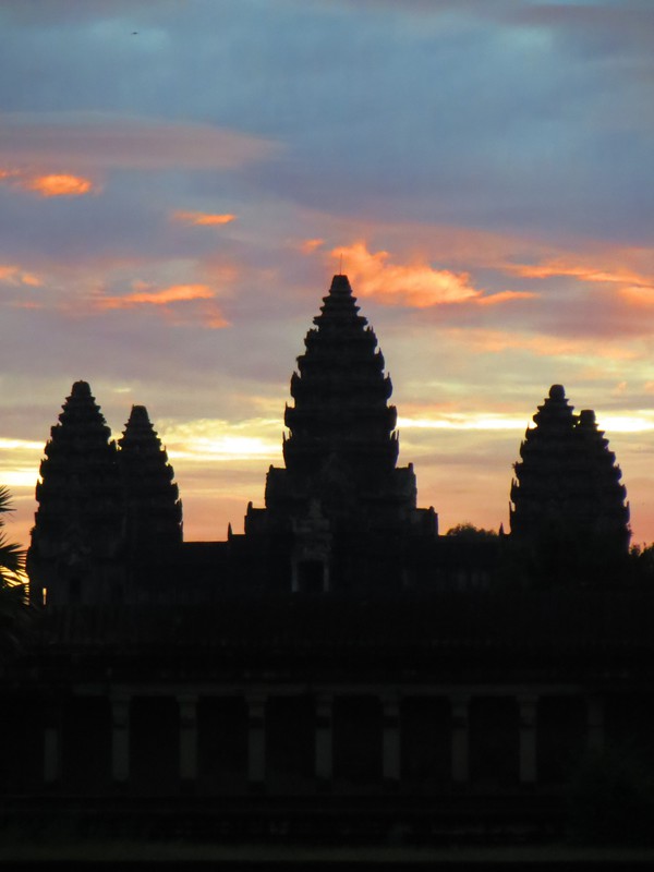 Angkor Sunrise (30)
