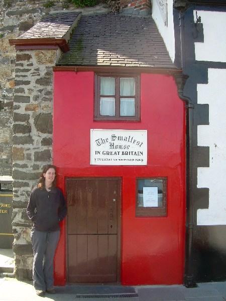 The smallest House in Britian