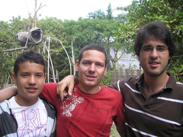 Mauricio, Andres, Moi
