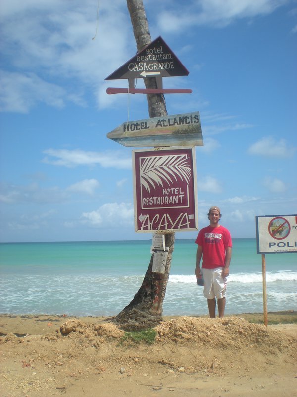 At the "entrance" of Playa bonita