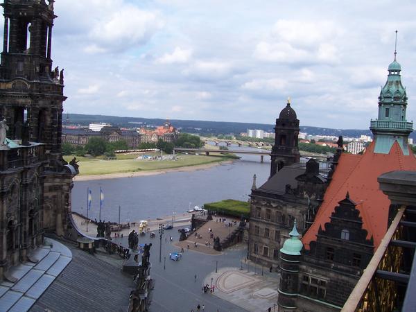 Another view of the Elbe River.