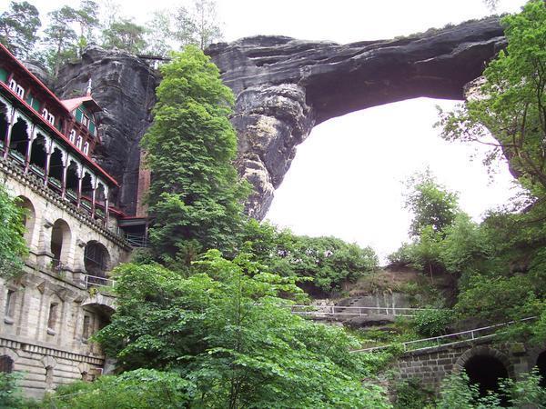 The Natural Bridge and the restaurant.