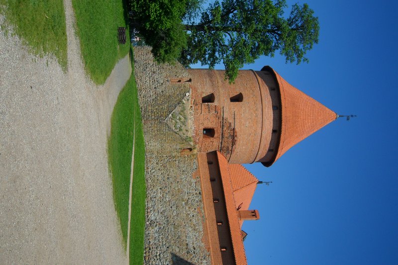 Corner tower and wall