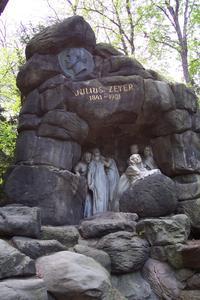 The Julius Zeyer Memorial