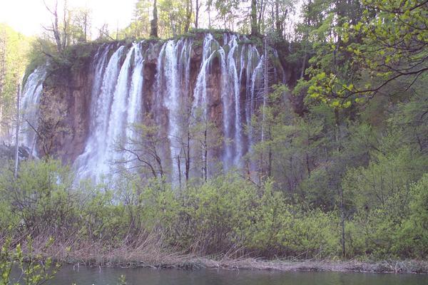 Upper lake falls