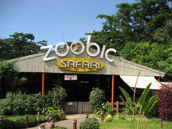 The entrance of Zoobic Safari