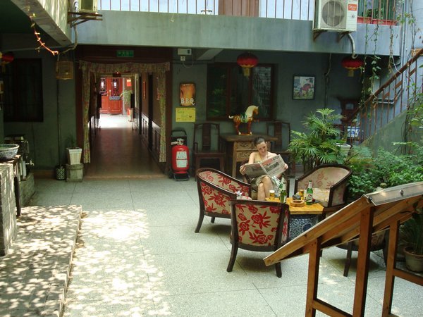 Shuyuan Hostel Courtyard