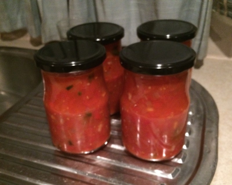 2kg of Bowen tomatoes makes 4 jars of pasta sauce