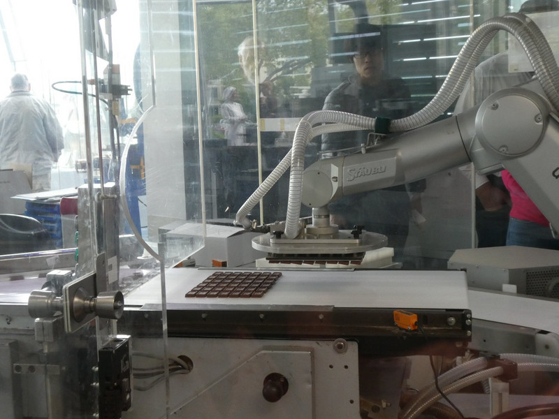 Robot at work, position 2