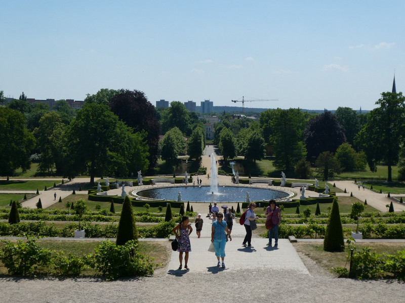 The formal garden certainly references the Palace of Versailles.