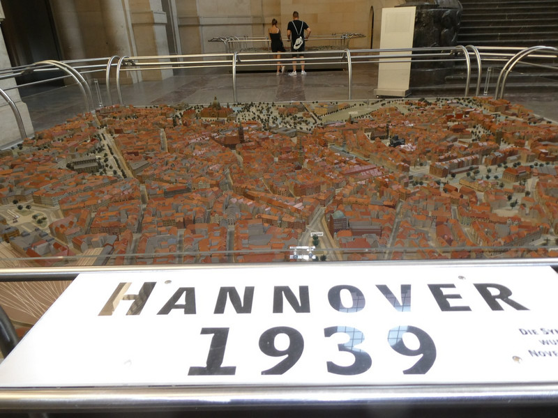 Hannover before the war, with its neighbourhoods and businesses intact.