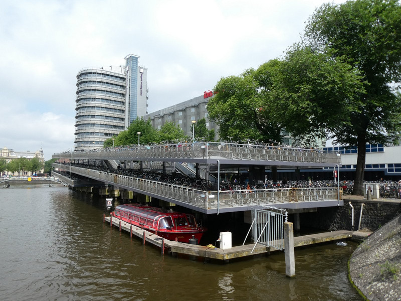 Three storey bicycle parking lot serves thousands.