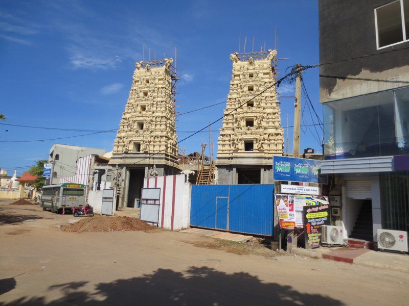 Hindu temple refurbishment