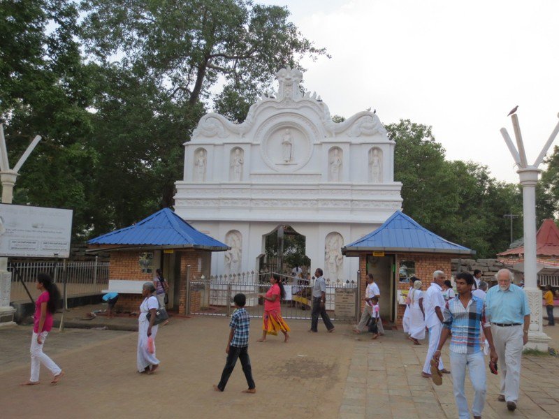 Entrance to Sri Maha Bodhi