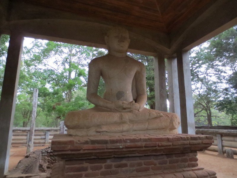 Seated Buddha 