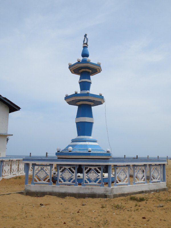 Local monument to tsunami victims 