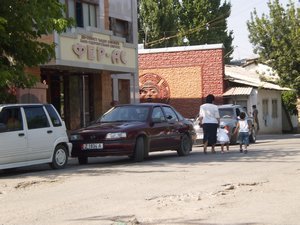 On the streets of Osh
