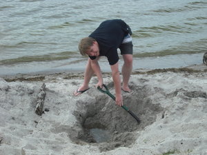 Philippe digging on the beach...