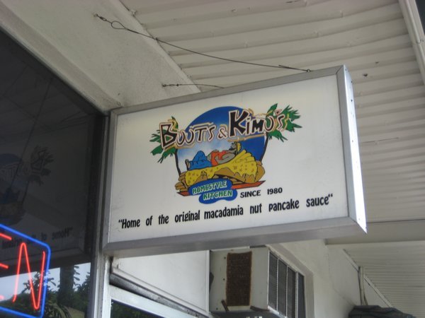 Boots & Kimo's in Kailua