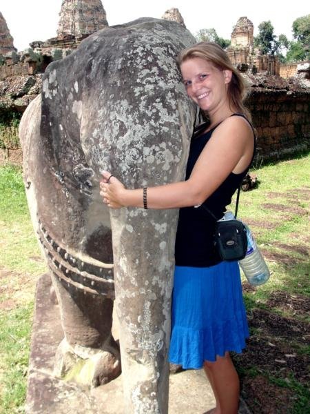 Caitlin Loves Elephants