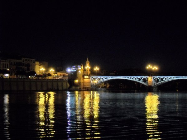 Sevilla por la noche