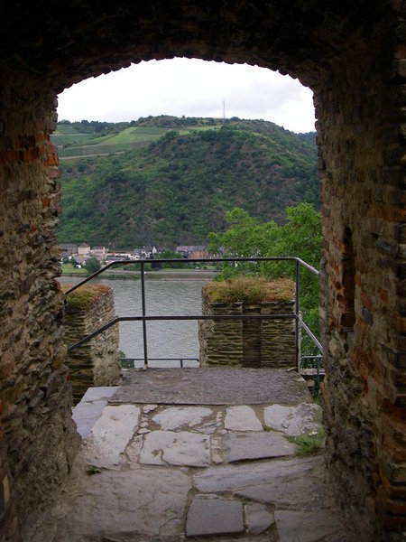 A cannon's view of the Rhein