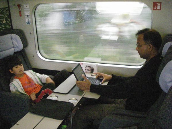 N.. blogging on train