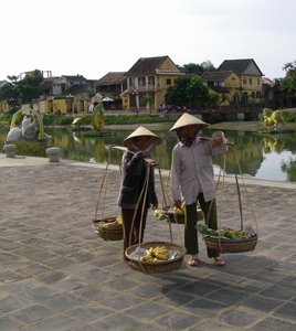 Fruit sellers by the river