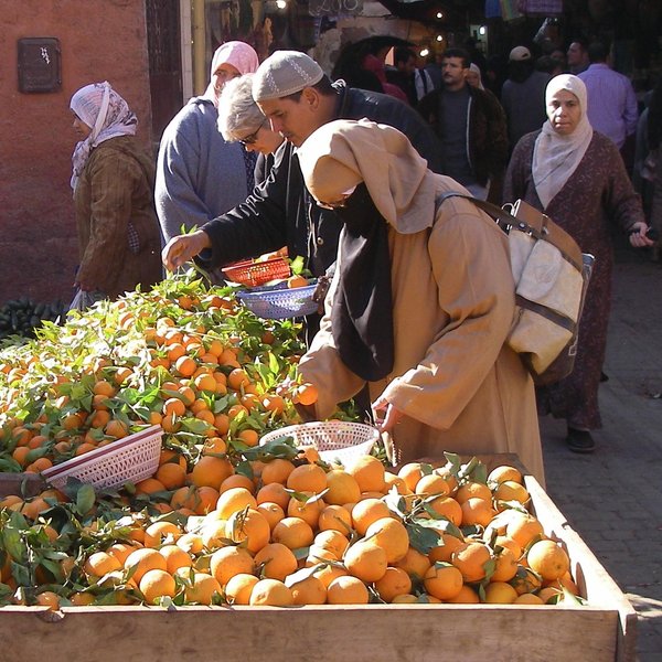 Buying Oranges