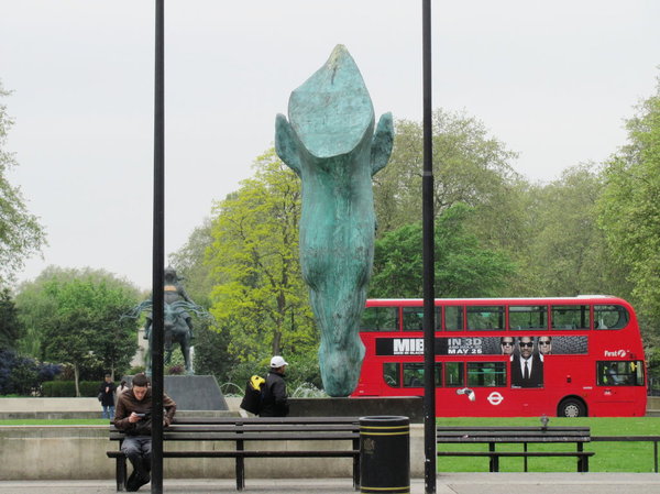 Scale of the Monumental Horse Head