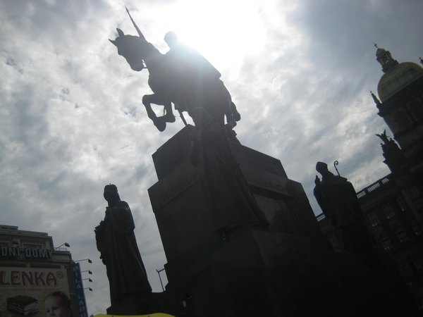 Charles statue 